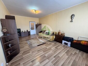 Na predaj : 3-izbový byt v centre mesta - 4