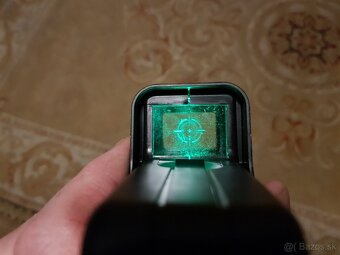 nový zameriavač – holografický kolimátor na rôzne - 4