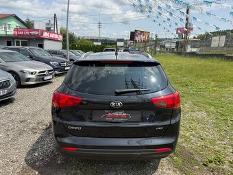Kia Ceed SW 1.6 CRDi 136k First Edition - 4