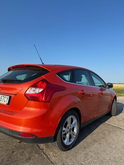 Ford Focus 1.6 benzín - 4