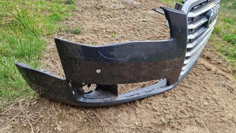 PREDNY NARAZNIK NA AUDI A4 B7 MASKA GRILL - 4