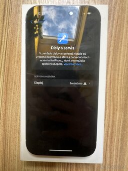 iPhone 15 - 128GB - 4