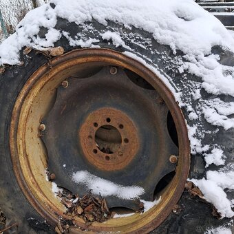 Zetor kolesá 16.9-34 - 4