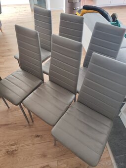 Jedálenské stoličky - 4