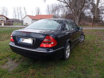Mercedes E 270 CDi - 4