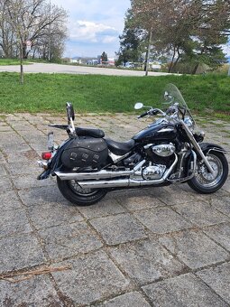 Suzuki intruder VL800 - 4