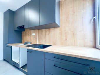 KOMPLETNE REKONŚTRUOVANÝ 3 IZBOVÝ BYT, 66M2, HOSPODÁRSKA UL. - 4