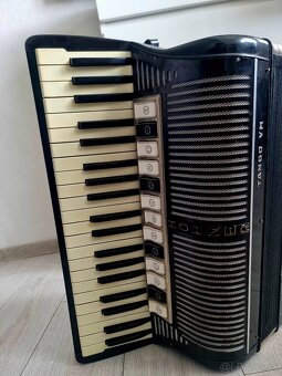 Akordeón HOHNER - 4
