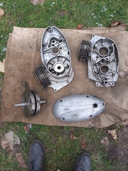 Jawa 250 - 4