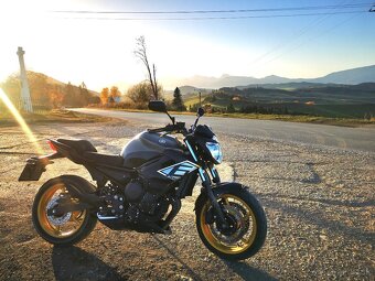 Yamaha xj6 n - 4