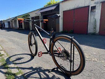 Predám Trek Marlin 8 2023 XL v zachovalom stave - 4