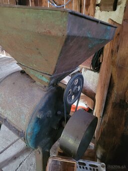 Šrotovník na obilie - 4