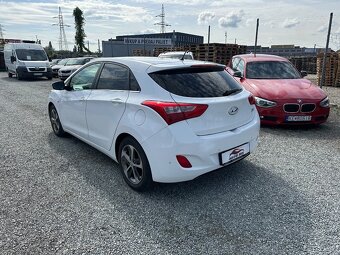 Hyundai i30 1.4i MPI DOHC CVVT Comfort - 4