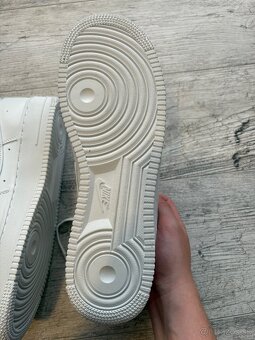 NIKE Air Force 1 - 4