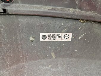 Predám zadný nárazník Škoda Fabia 1 RS - 4