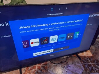 Predám 1 ročný 4K Smart LED TV Samsung UE50DU7172 - 4