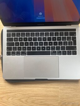 MacBook Pro 13” (2019) – i5, 8GB RAM, nová batéria - 4