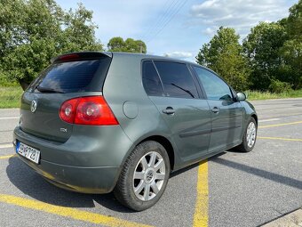 Predám golf 5 1.9TDI 66kw 2004 - 4