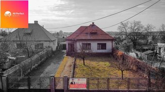 Na predaj rodinný 3,5 izbový dom pred rekonštrukciou v Šinta - 4