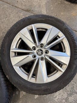 Škoda Karoq R17 3ks - 4