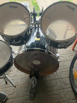 Yamaha - 4