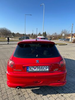 Peugeot 206 1.4i - 4
