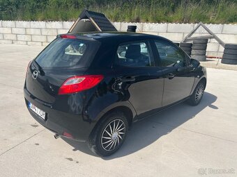 Mazda 2 - 4