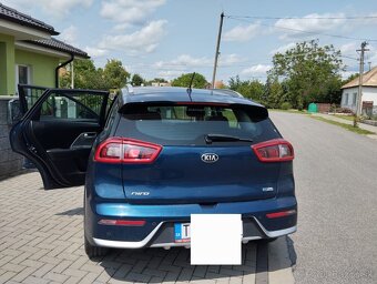 Kia Niro hybrid - 4