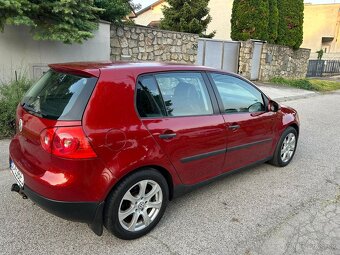 Volkswagen golf V 1.9TDI - 4