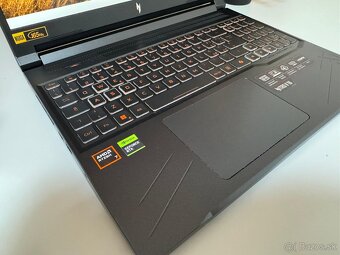 Acer Nitro V16\Ryzen 7 8845HS\16GB\RTX 4060\1TB SSD - 4