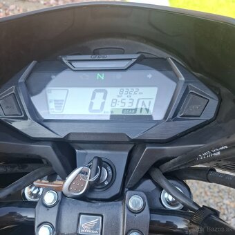 Honda CB125F - 4