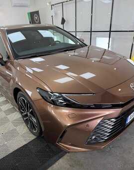 Predám Toyotu Camry 2.5 hybrid 2025 - 4