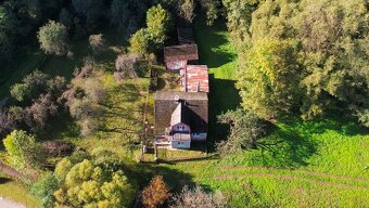 REZERVOVANÉ - RODINNÝ DOM S VEĽKÝM POZEMKOM V OBCI BELUŠA - 4