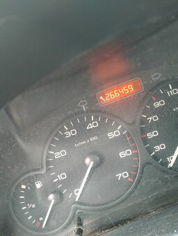 Peugeot partner 1,4 benzín tv 2007 - 4