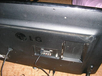 Predam LED televizor - 4