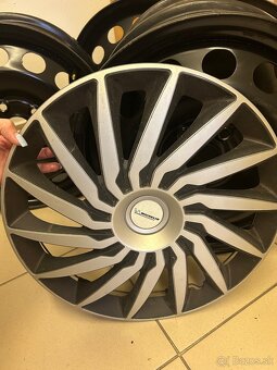 Oceľové disky R16 4ks + 4 puklice - 4