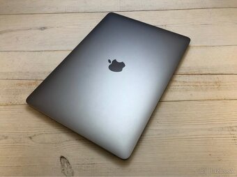 Apple Macbook Pro 2022 M2 13” - 4