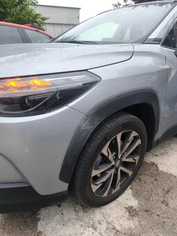 Toyota Corolla - 4