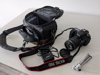 Canon 70D + Canon EF-S 18-135mm f/3.5-5.6 IS USM - 4