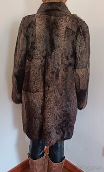 Krásny kožuch z pravej kožušiny 115€ - 4