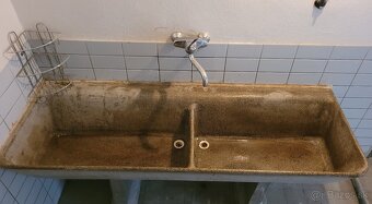 Dlhý umývací RETRO betónový drez - žľab z umelého kameňa - 4