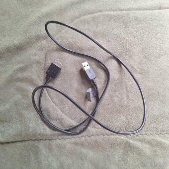 SONY Walkman NWZ-E585 (hudobný prehrávač) - 4