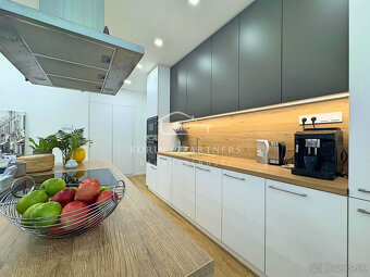 Veľkoplošný 3 izbový tehlový byt, Komárno - 4