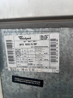 Samostatne stojaci mraziaci box - 4