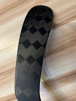 🔴🔵 🏒 HOKEJKA CCM JETSPEED FT8S – SR (ĽAVÁ) 🔵🔴 - 4