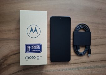 Predam Motorolu G54, 256GB, 6000mAh - 4