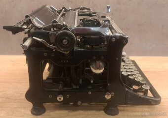 Písací stroj CONTINENTAL - 4