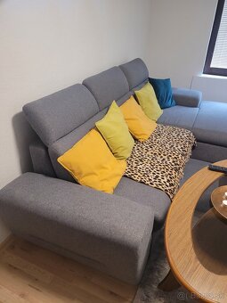 Rohová sedačka. - 4