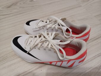 Chlapčenské kopačky NIKE - 4