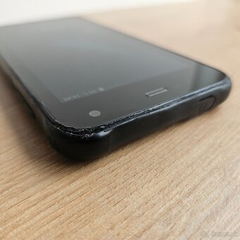 Mobilny telefon EVOLVEO StrongPhone G2 + darceky - 4